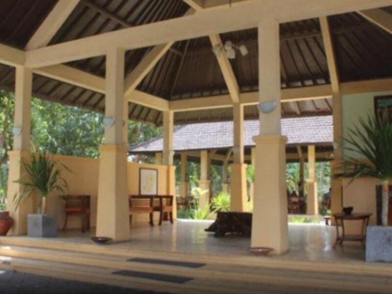 Tastura Beach Hotel Kuta  エクステリア 写真